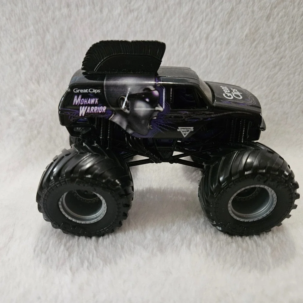 Monster‎ Jam Truck Lot Great Clips Mohawk Warrior Salvager Megalodon Shark
